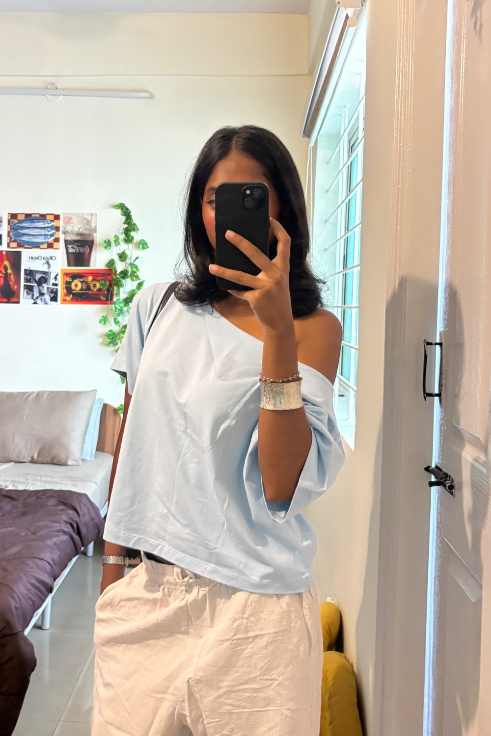 Late Checkout Off Shoulder Blue
