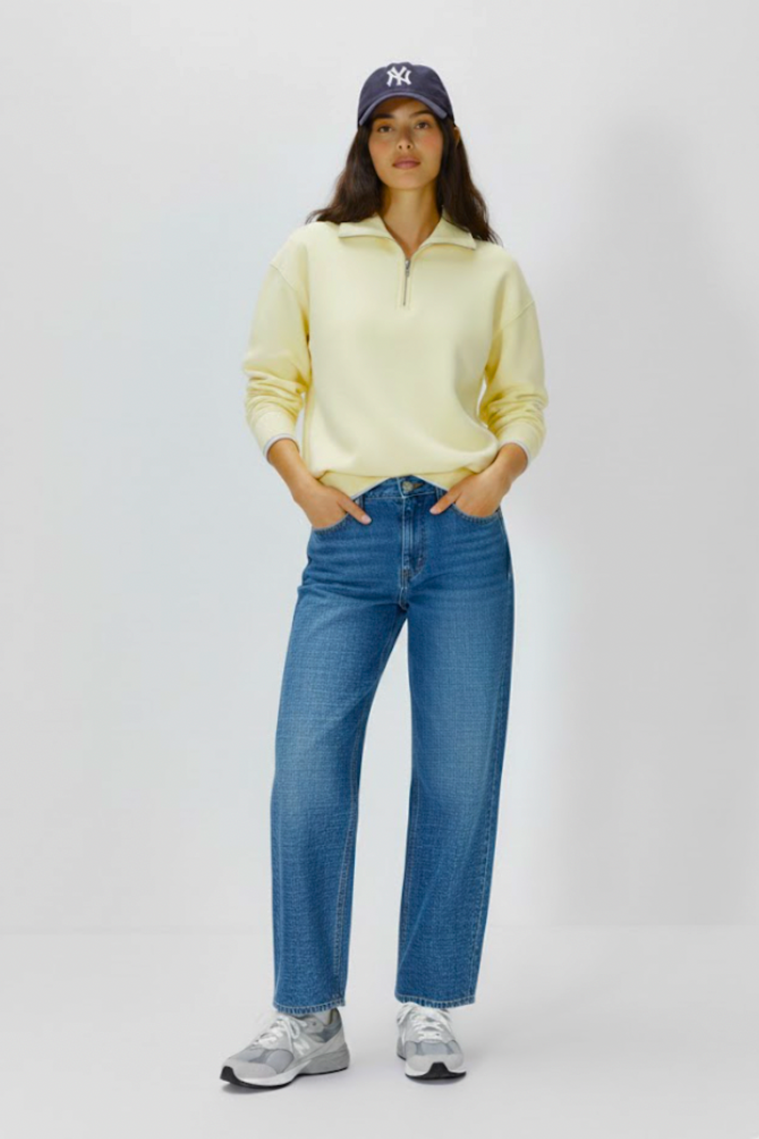 Butter Cream Quarter Zipper