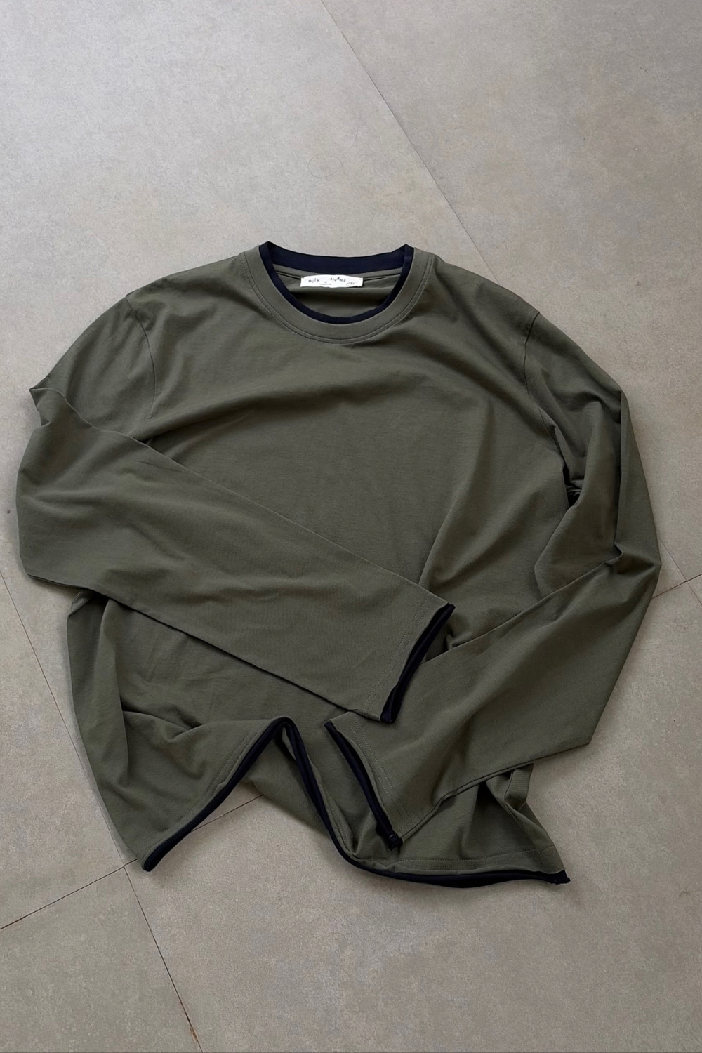 The layered full sleeve - Olive & Navy